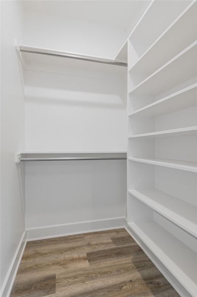 Spacious, unfurnished interior of a new home in , Nacogdoches (Image 42).