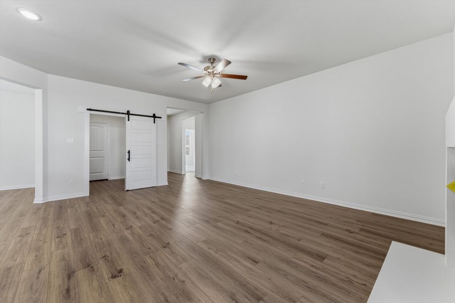 Spacious, unfurnished interior of a new home in Liberty Pointe, Gainesville (Image 22).