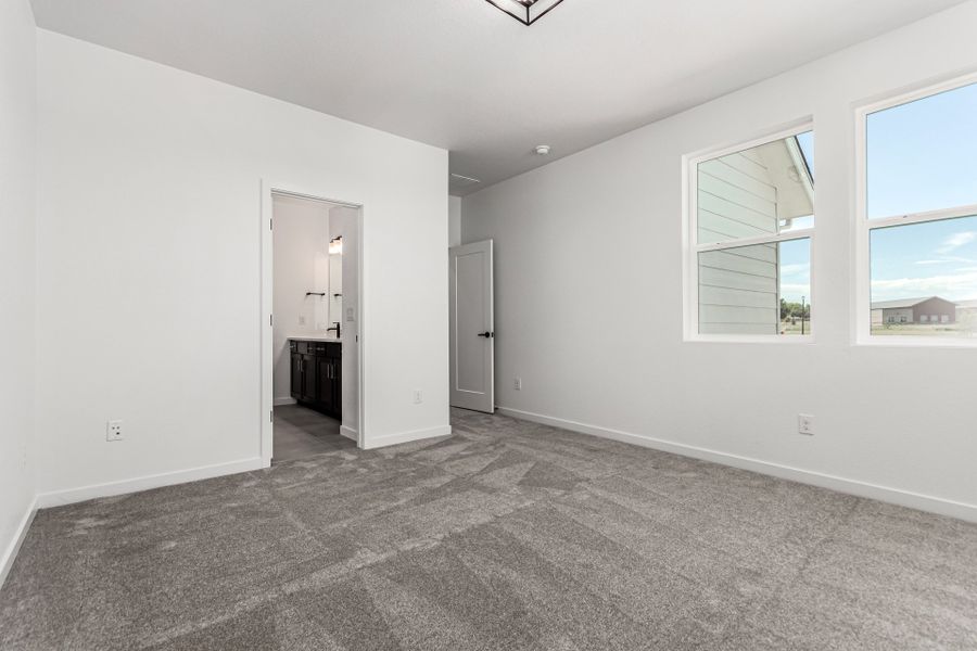 Spacious, unfurnished interior of a new home in Arras Park, Thornton (Image 31).