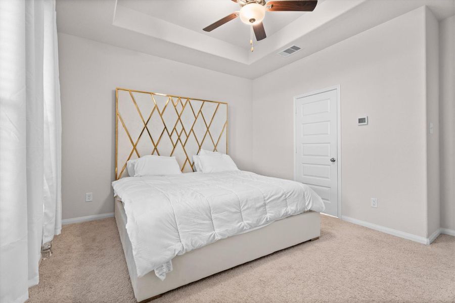 Furnished interior view inside a new home in Bluestem, Brookshire (Image 19). Furnished interior view inside a new home in Bluestem, Brookshire (Image 19).