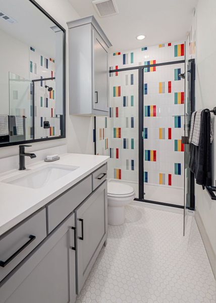 Representative furnished interior of a home built from the L629 by Lifestyle Homes in Heritage Series 64s, Frisco (Image 33).