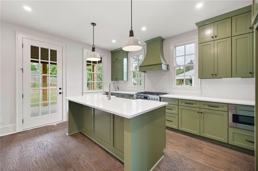 Furnished interior view inside a new home in , Carrollton (Image 15).