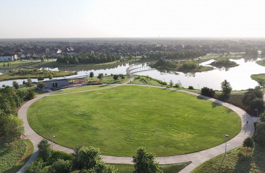 Image 3 of a home in Bridgeland: Signature Collection.