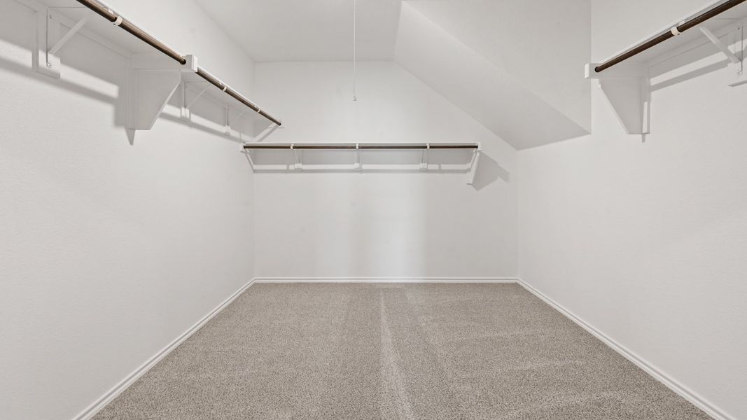 Representative unfurnished interior of a home built from the Ozark by D.R. Horton in Waverly Estates, Josephine (Image 14).