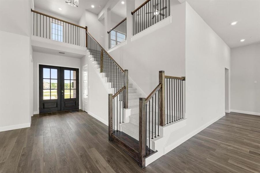 Spacious, unfurnished interior of a new home in Las Brisas at Stoney Creek, Sunnyvale (Image 21). Spacious, unfurnished interior of a new home in Las Brisas at Stoney Creek, Sunnyvale (Image 21).