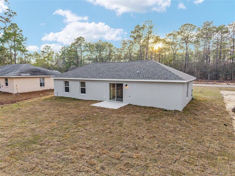 Exterior details and patio area of a home in , Dunnellon (Image 2). Exterior details and patio area of a home in , Dunnellon (Image 2).