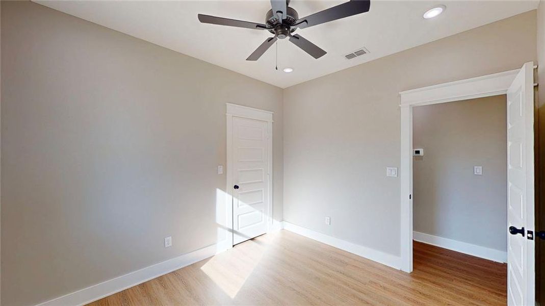 Spacious, unfurnished interior of a new home in , Troup (Image 29).