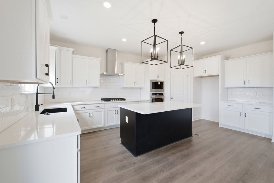Furnished interior view inside a new home in McCain's Station, Gallatin (Image 10).