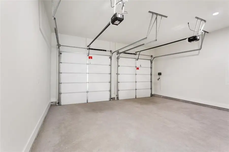 Spacious, unfurnished interior of a new home in , Smyrna (Image 38).