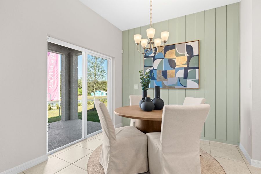 Dining Area of The Juniper at Country Club Estates