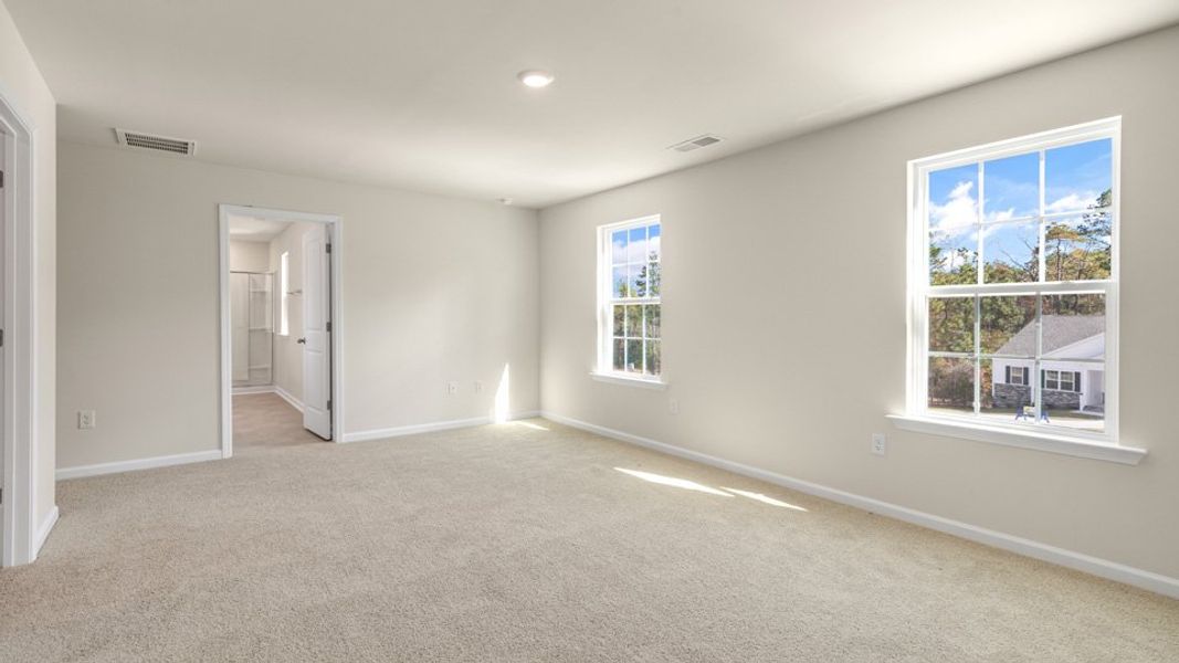 Spacious, unfurnished interior of a new home in Villa Grande, Winterville (Image 36).