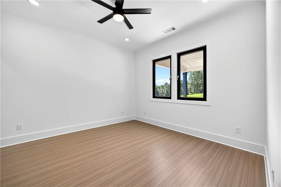 Spacious, unfurnished interior of a new home in , Auburn (Image 19).