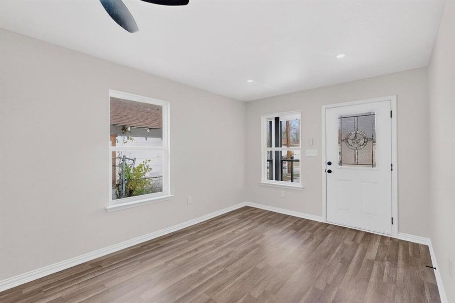 Spacious, unfurnished interior of a new home in , Dallas (Image 32).