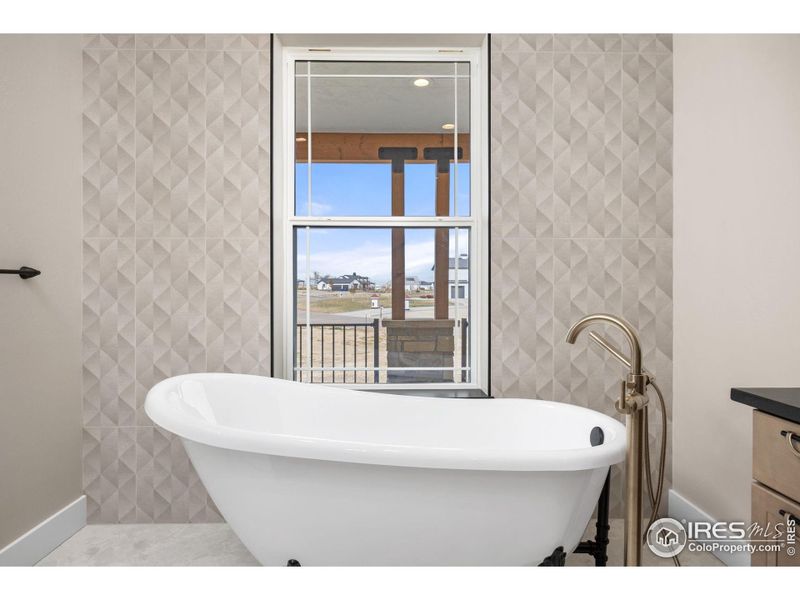 Furnished interior view inside a new home in , Milliken (Image 16).