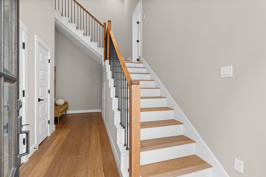 Spacious, unfurnished interior of a new home in , Houston (Image 19).