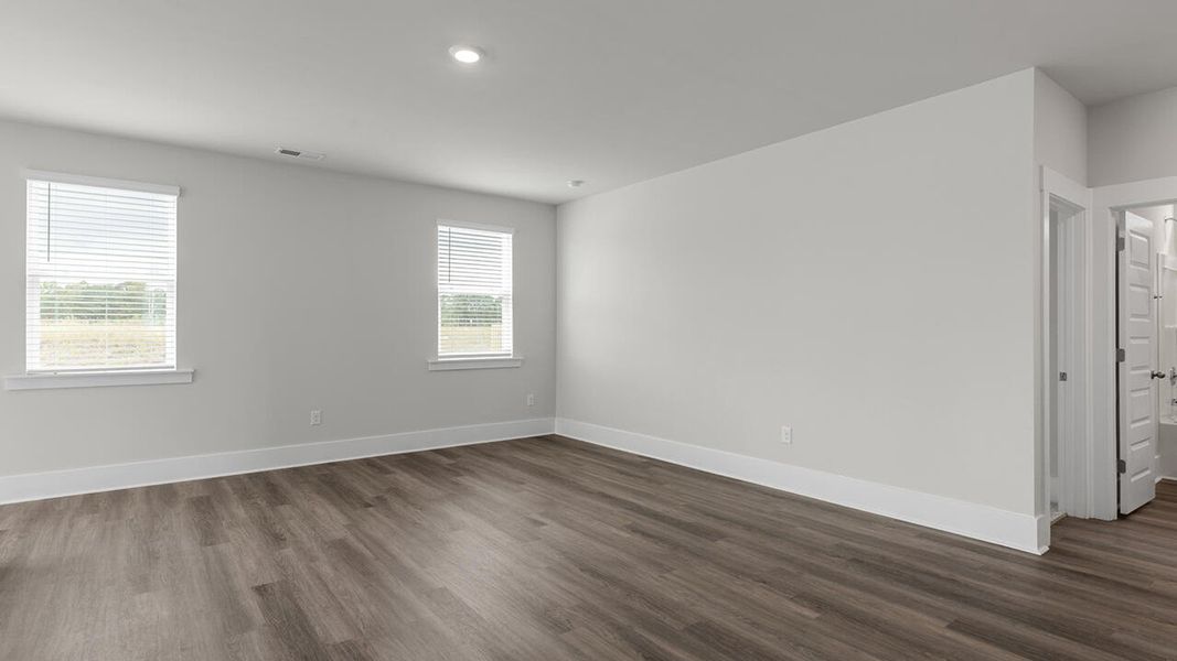 Spacious, unfurnished interior of a new home in Grayson Park, Leland (Image 17).