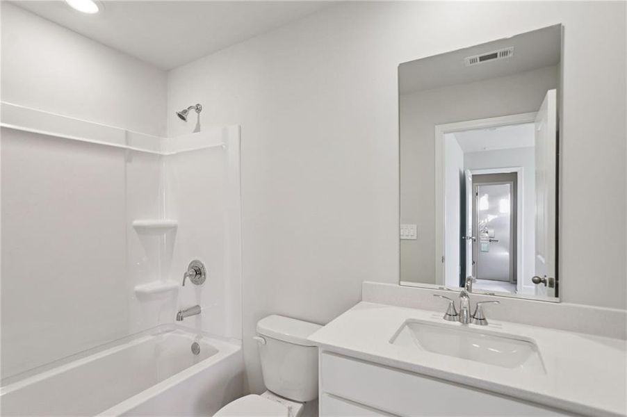 Furnished interior view inside a new home in Creekside at Oxford Park, Fairburn (Image 6). Furnished interior view inside a new home in Creekside at Oxford Park, Fairburn (Image 6).