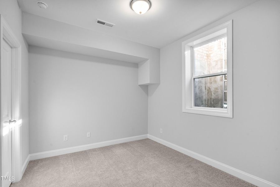 Ral_Forestville_Lot51 (18) Ral_Forestville_Lot51 (18)