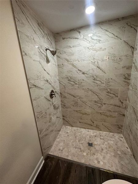 Close-up of interior finishes inside a home in , Apopka (Image 11).