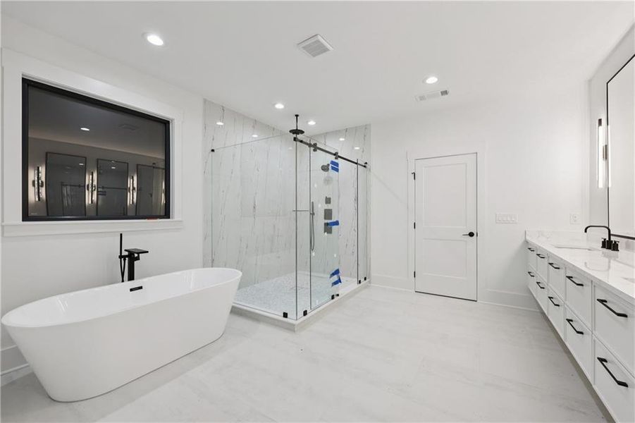 Furnished interior view inside a new home in , Auburn (Image 41).