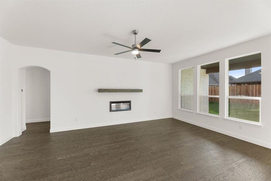 47 Magpie-Living Room-1