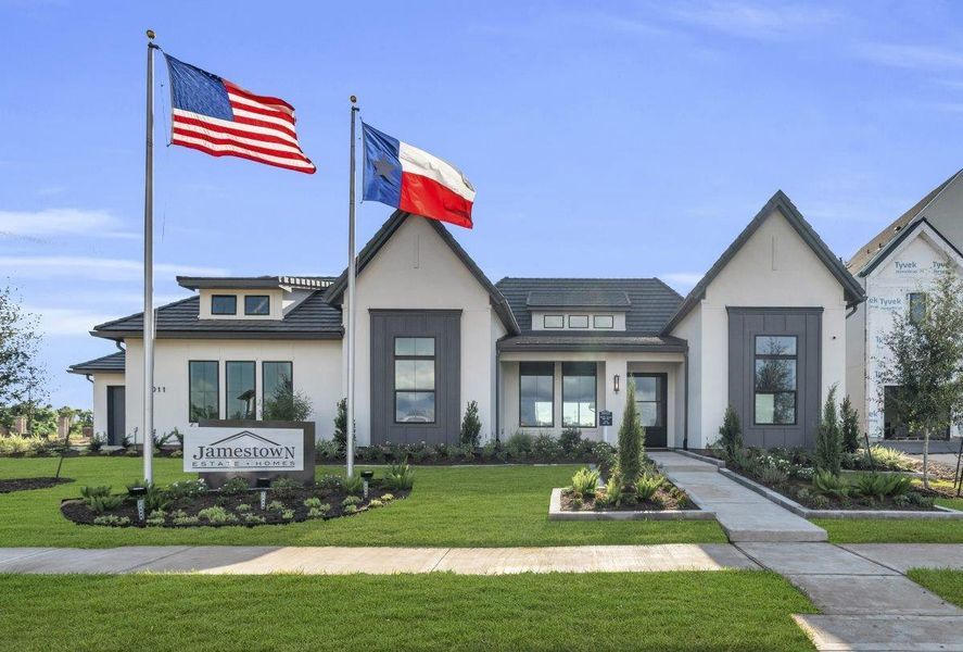 Contemporary design with split 4-car garage Contemporary design with split 4-car garage