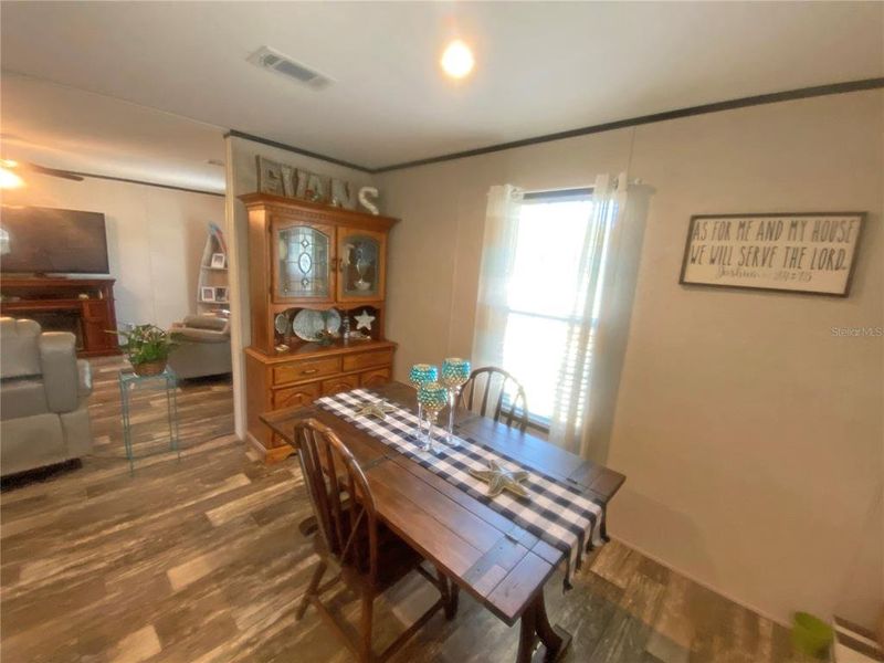 Furnished interior view inside a new home in , Palatka (Image 11).