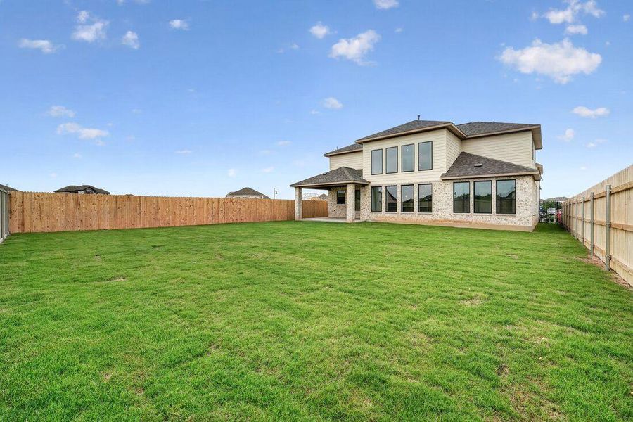 201 Las Posas Drive ~ Ready Now
