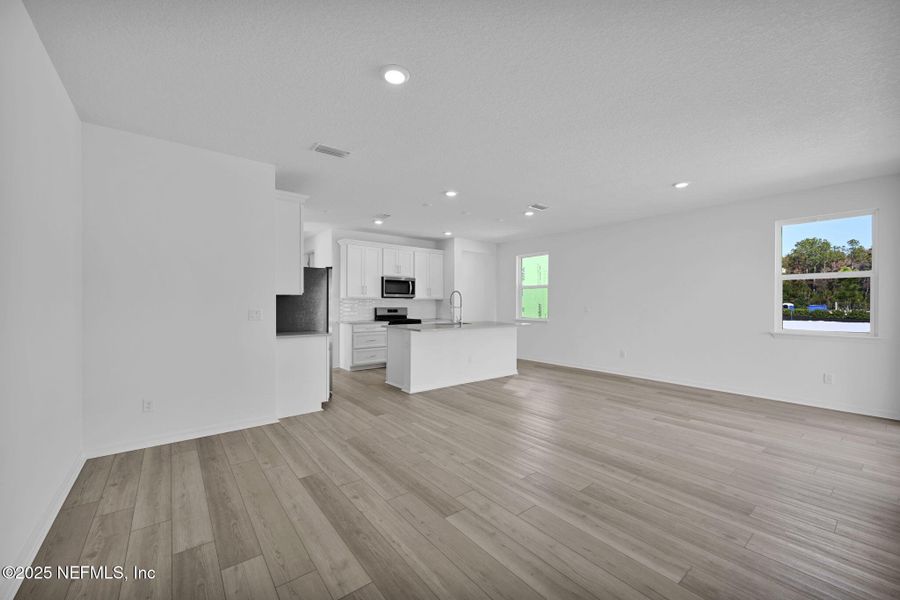 Spacious, unfurnished interior of a new home in The Preserve at Bannon Lakes, St. Augustine (Image 19). Spacious, unfurnished interior of a new home in The Preserve at Bannon Lakes, St. Augustine (Image 19).