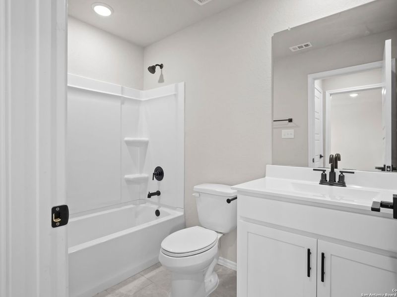 Furnished interior view inside a new home in Horizon Pointe, Converse (Image 13). Furnished interior view inside a new home in Horizon Pointe, Converse (Image 13).