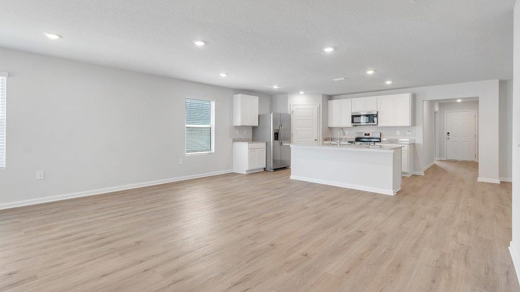 Spacious, unfurnished interior of a new home in Wesley Park, Crawfordville (Image 22).