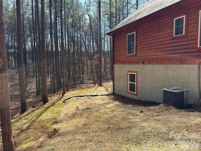 Exterior details and patio area of a home in , Rutherfordton (Image 18).