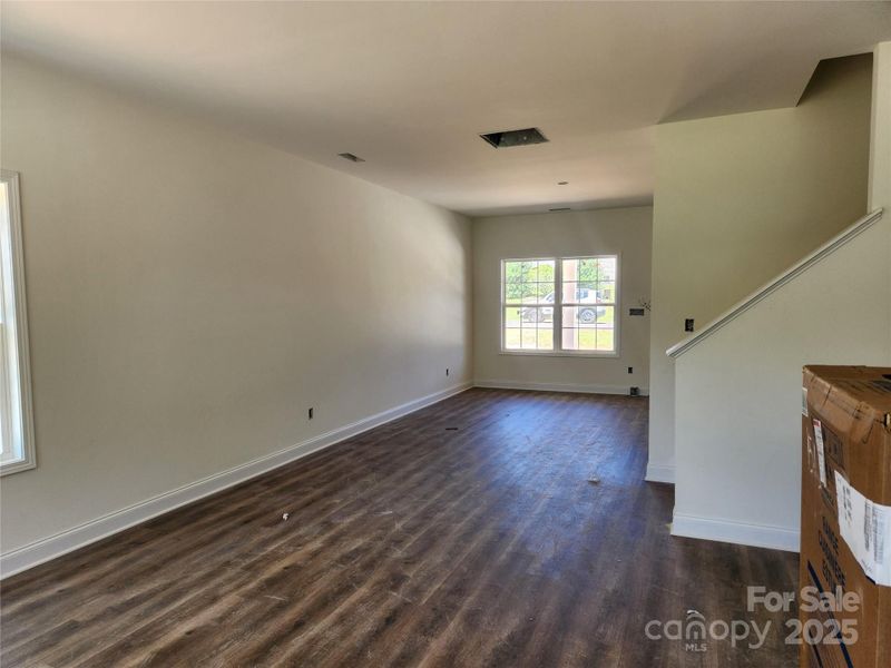 Spacious, unfurnished interior of a new home in , Monroe (Image 10).