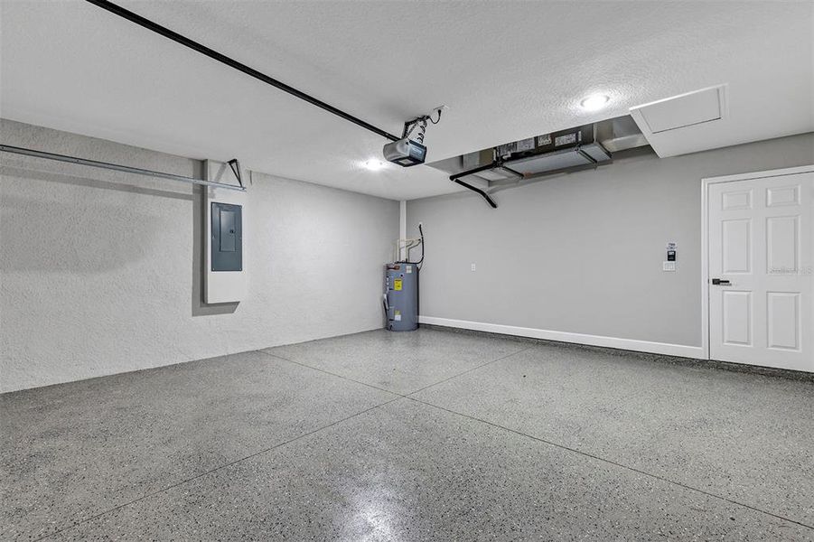 Spacious, unfurnished interior of a new home in , Belleview (Image 25). Spacious, unfurnished interior of a new home in , Belleview (Image 25).