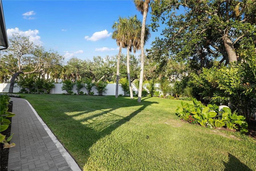 Natural landscape and outdoor views near  in Sarasota (Image 79).