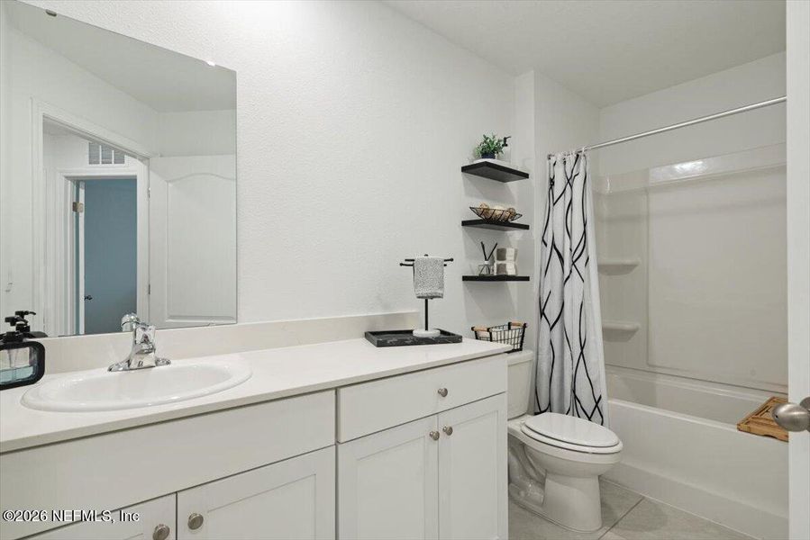 Furnished interior view inside a new home in , St. Augustine (Image 43).