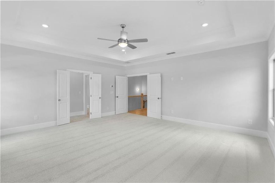 Spacious, unfurnished interior of a new home in Bellwyn, Johns Creek (Image 19).