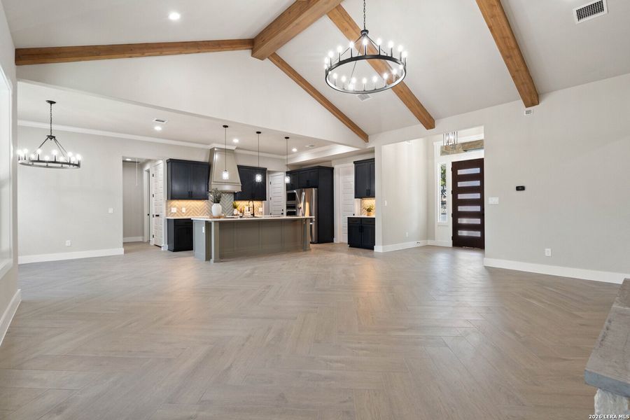 Spacious, unfurnished interior of a new home in , Spring Branch (Image 19). Spacious, unfurnished interior of a new home in , Spring Branch (Image 19).