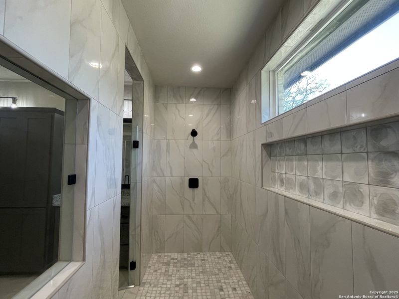 Furnished interior view inside a new home in , Castroville (Image 11).