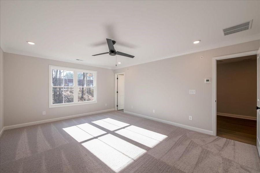 Spacious, unfurnished interior of a new home in River Walk Place, Lawrenceville (Image 14).
