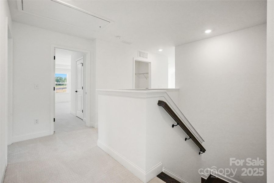 Spacious, unfurnished interior of a new home in Forest Creek, Waxhaw (Image 12).