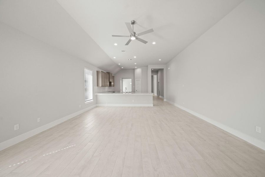 Spacious, unfurnished interior of a new home in Beacon Hill, Waller (Image 22). Spacious, unfurnished interior of a new home in Beacon Hill, Waller (Image 22).