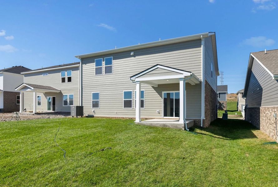Exterior details and patio area of a home in Cades Bluff, Lebanon (Image 21).