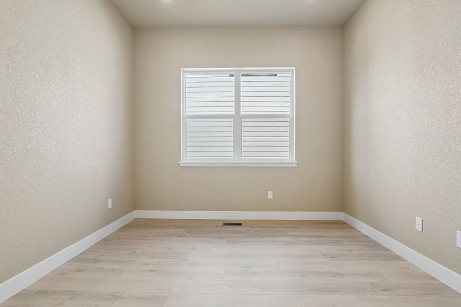 Spacious, unfurnished interior of a new home in Jackson Creek North, Monument (Image 27).
