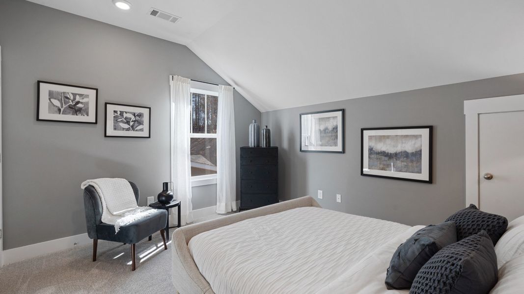 Furnished interior view inside a new home in Wells Crossing, Seneca (Image 19).
