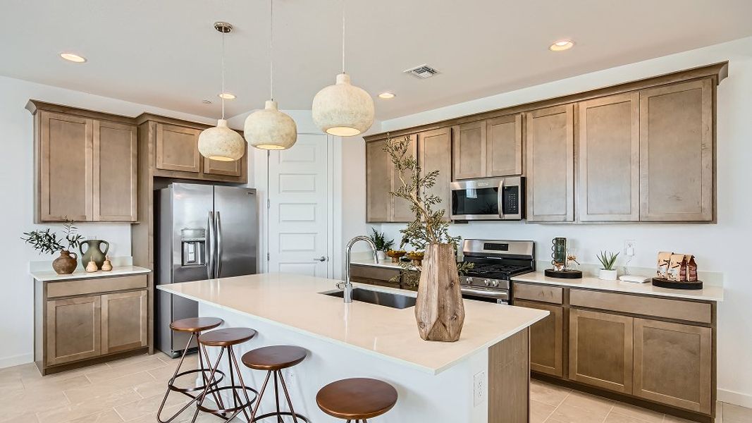 3524 Cottonwood Kitchen 1of3 F1 Base5