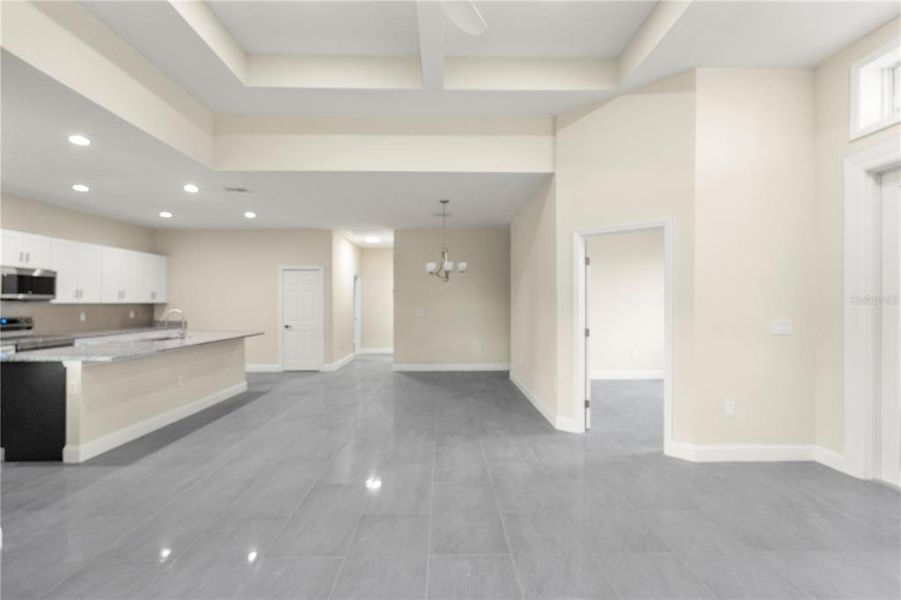 Spacious, unfurnished interior of a new home in , Lehigh Acres (Image 31).