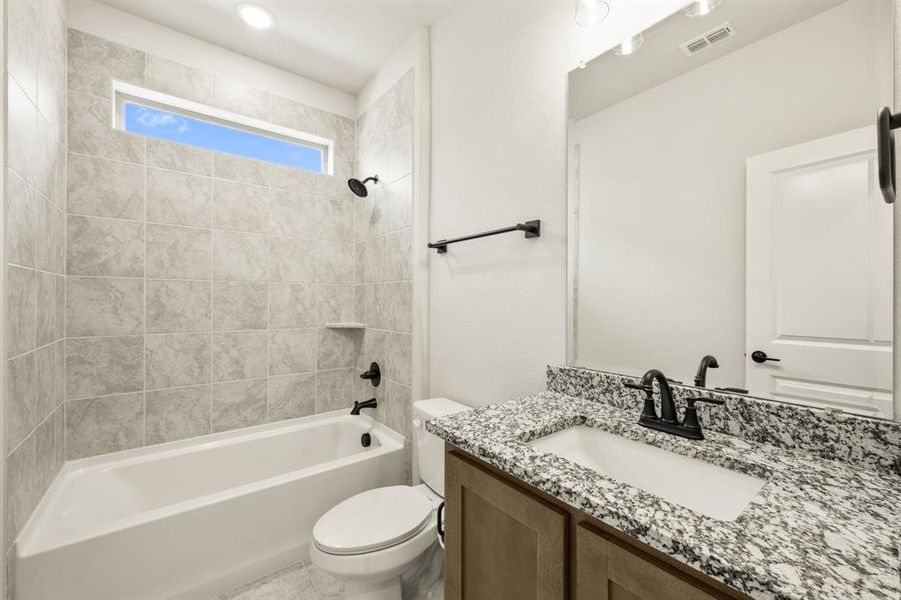 Furnished interior view inside a new home in Hulen Trails Classic 50, Fort Worth (Image 13). Furnished interior view inside a new home in Hulen Trails Classic 50, Fort Worth (Image 13).