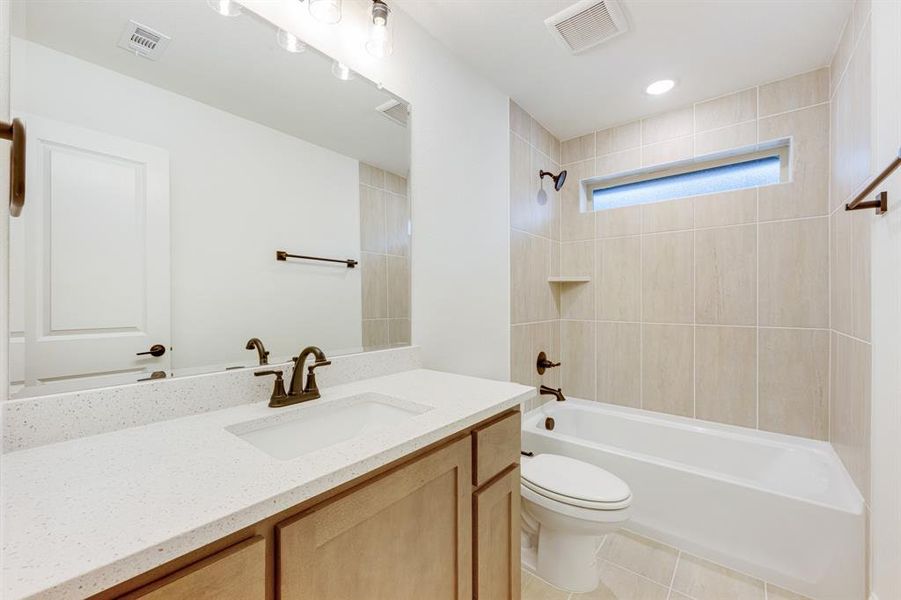 Furnished interior view inside a new home in Windsong Ranch Classic 61, Prosper (Image 14). Furnished interior view inside a new home in Windsong Ranch Classic 61, Prosper (Image 14).