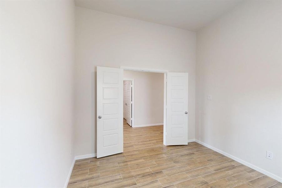 Spacious, unfurnished interior of a new home in Elevon, Lavon (Image 18). Spacious, unfurnished interior of a new home in Elevon, Lavon (Image 18).